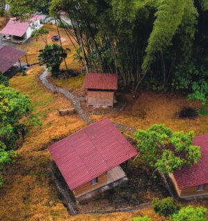 Imagen aérea del Refugio Munay